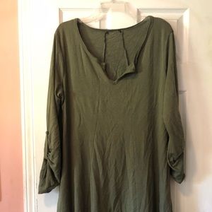 Button tab sleeved tunic
